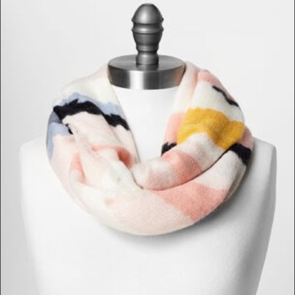 Horizontal Tie Dye Eternity
